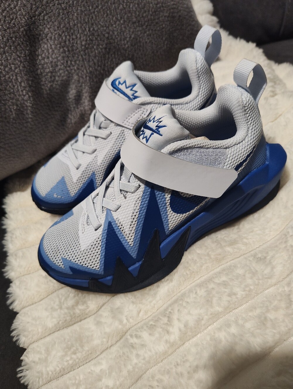 Nike Kids White and Blue Hook-and-Loop Athletic Sneakers SZ 12.5 New No Box